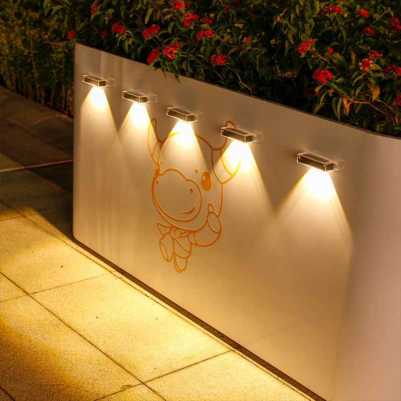 Solar Wall Lights Outdoor LED  - Outdoor Lighting On Fence reseña y precio