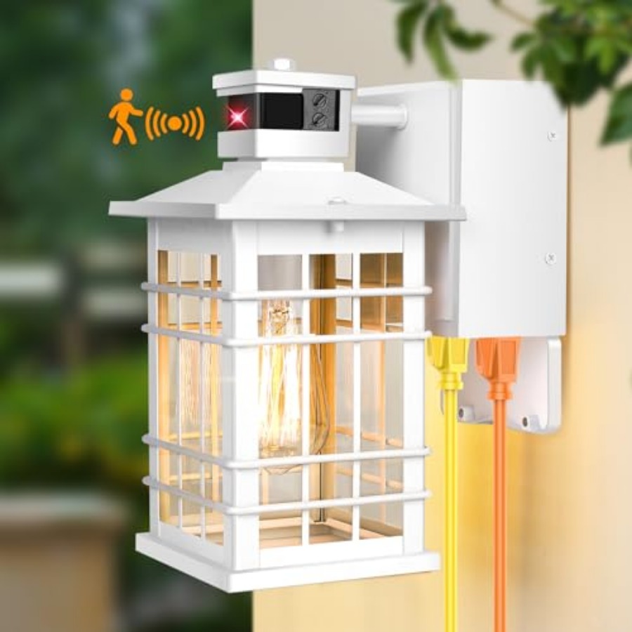 Porch Light with GFCI Outlets  - Outdoor Lighting No Outlet reseña y precio